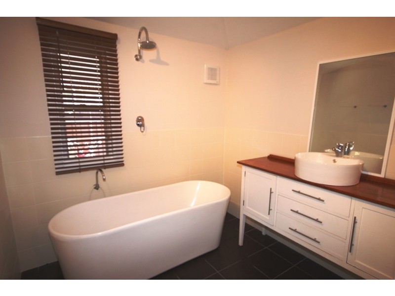 3 Lydia Street, Tamworth NSW 2340