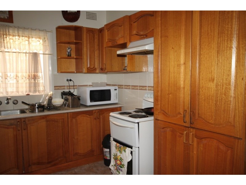 4 Bruce Street, Tamworth NSW 2340