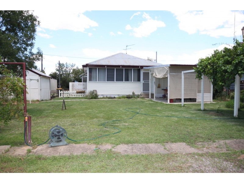 4 Bruce Street, Tamworth NSW 2340