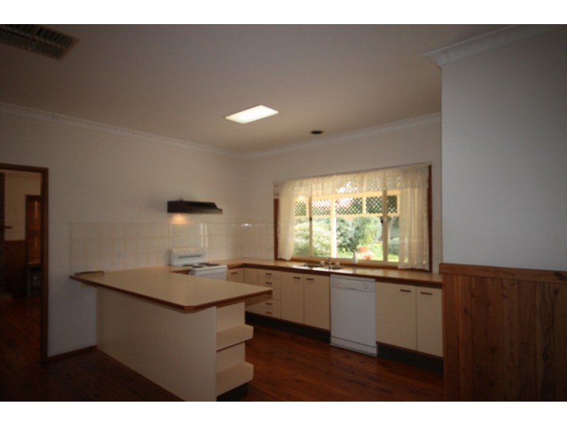 16 The Terrace, Tamworth NSW 2340