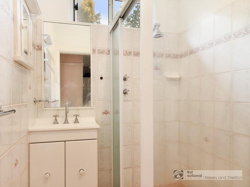 8 Douglas Avenue, Tamworth NSW 2340