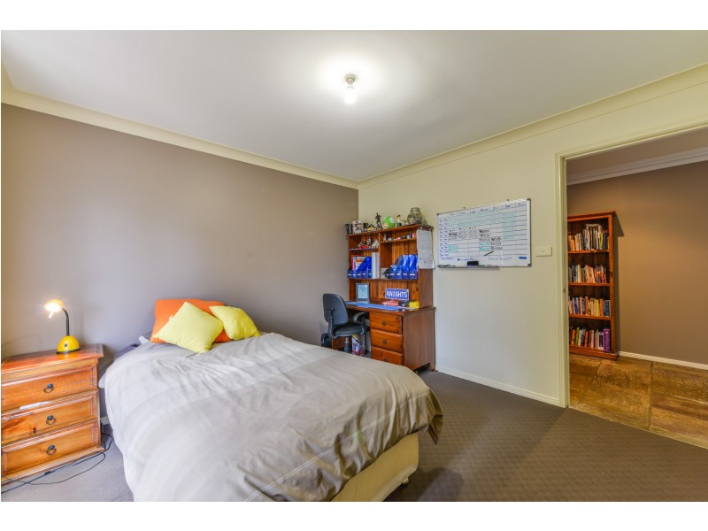 10 Matilda Place, Tamworth NSW 2340