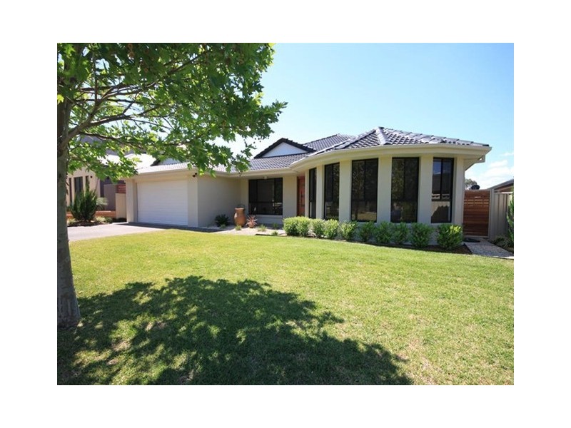 23 The Grange, Tamworth NSW 2340