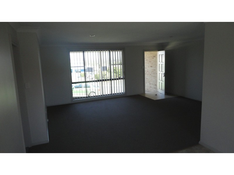 1 Conimbla Crescent, Tamworth NSW 2340