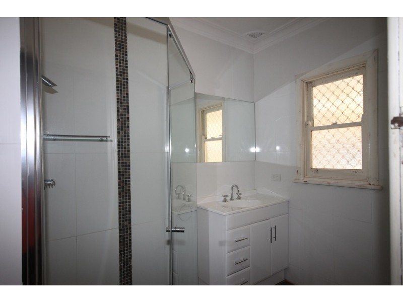 9 Paul Street, Tamworth NSW 2340