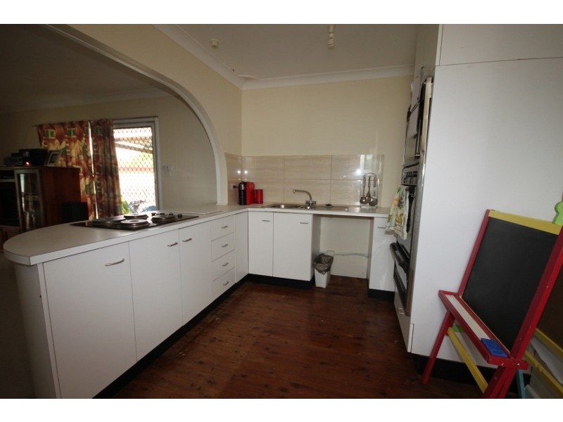 6 Green Street, Tamworth NSW 2340