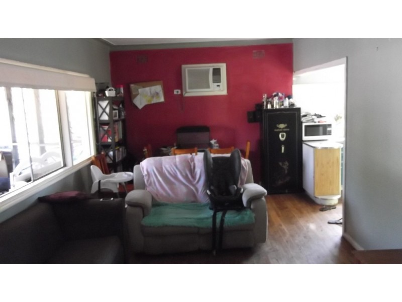 9 Croydon Avenue, Tamworth NSW 2340