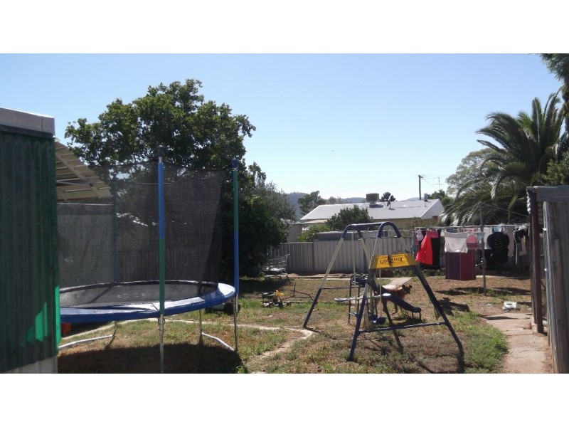 9 Croydon Avenue, Tamworth NSW 2340