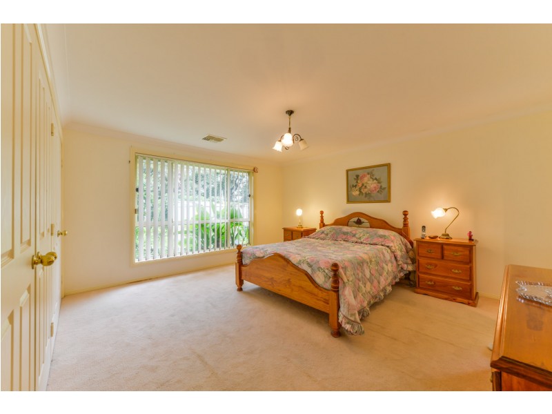 3 The Retreat, Tamworth NSW 2340