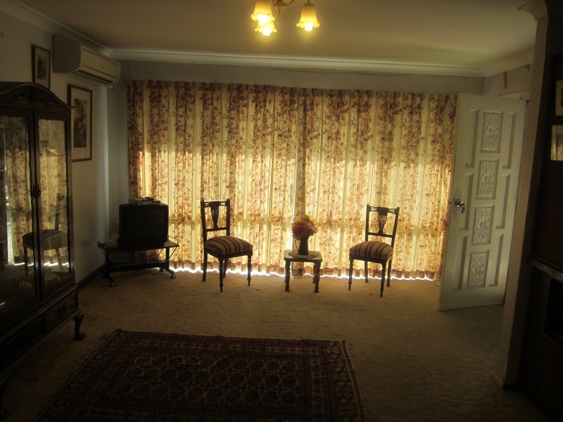 2/18 Graham Street, Tamworth NSW 2340