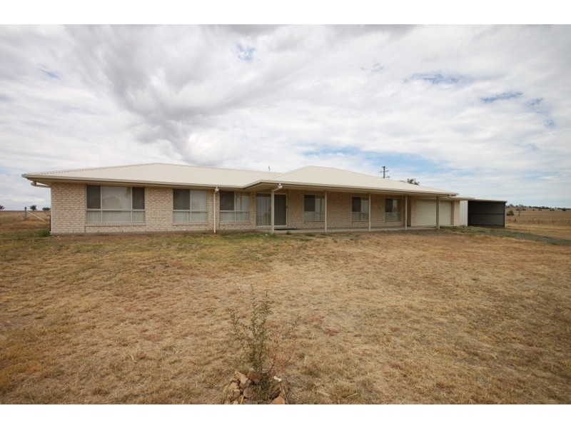 9 Jenners Lane, Tamworth NSW 2340