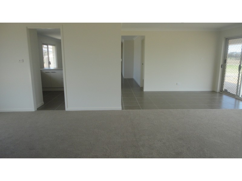 9 Jenners Lane, Tamworth NSW 2340