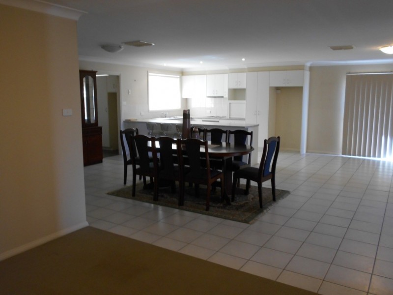125A Glengarvin Drive, Tamworth NSW 2340
