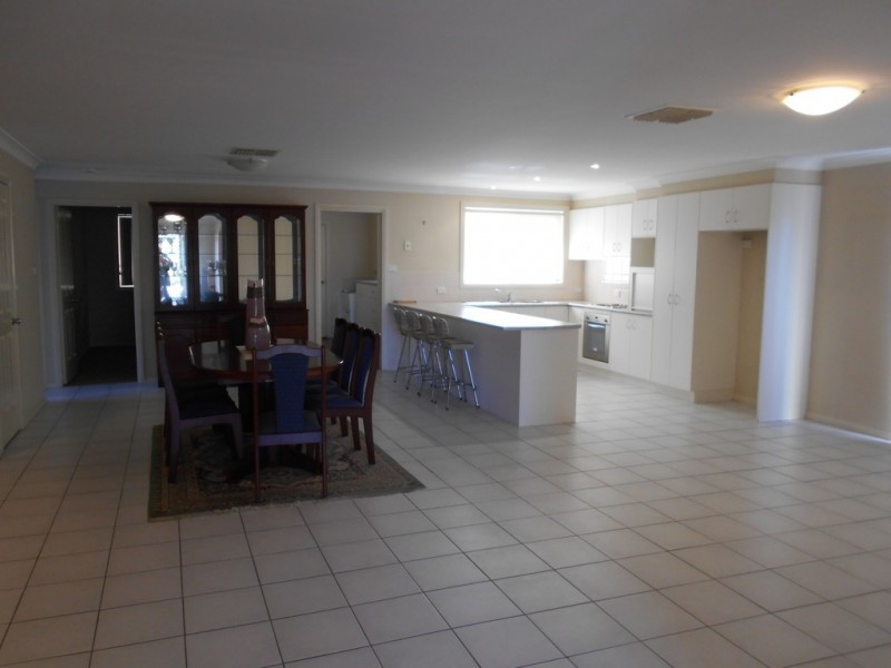 125A Glengarvin Drive, Tamworth NSW 2340