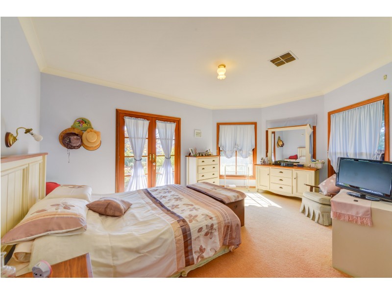 122 Wyndham Close, Tamworth NSW 2340