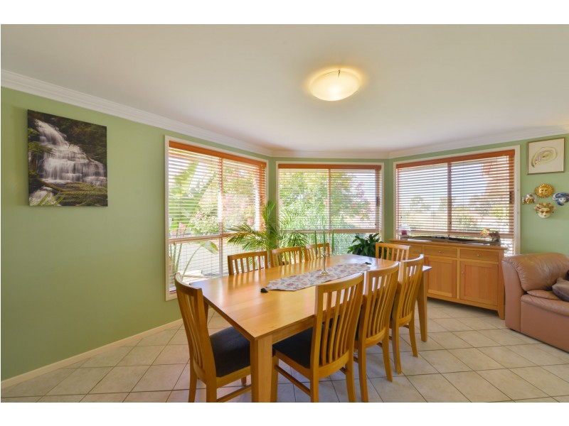 6 Stratford Place, Tamworth NSW 2340