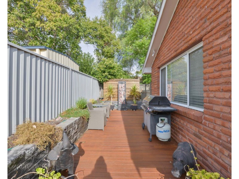 2/168 Carthage Street, Tamworth NSW 2340