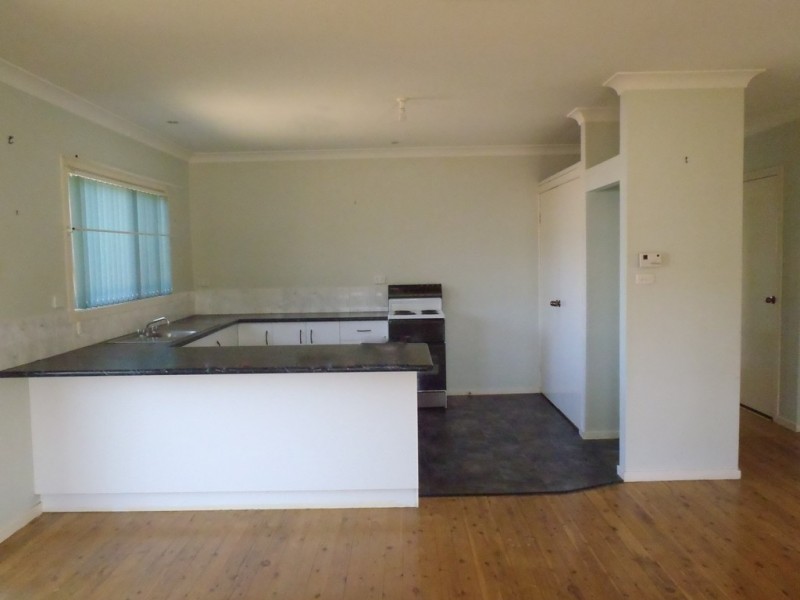 10 Jill Street, Tamworth NSW 2340