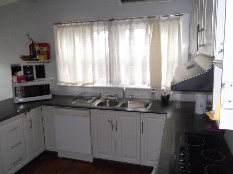 13 Hilton Street, Tamworth NSW 2340