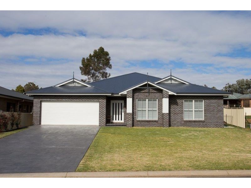 15 Penlee Road, Calala NSW 2340