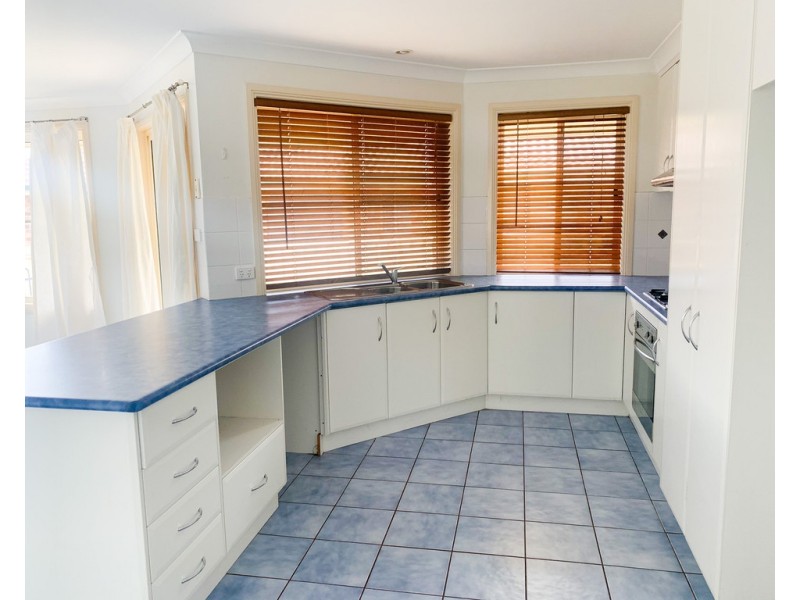 47 Peregrine Avenue, Tamworth NSW 2340