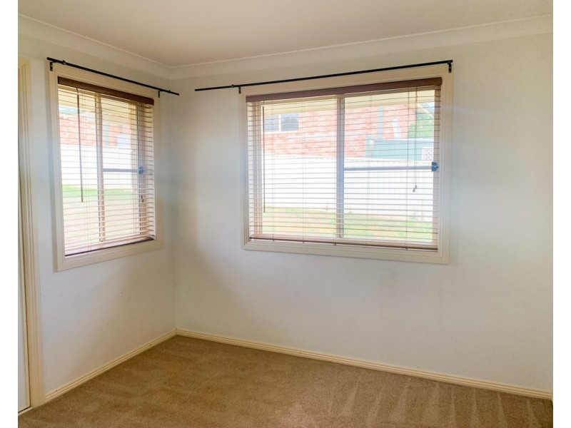 47 Peregrine Avenue, Tamworth NSW 2340