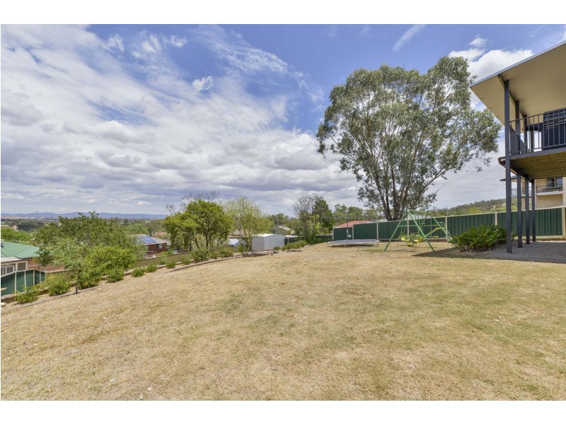 25 Woodbry Crescent, Tamworth NSW 2340