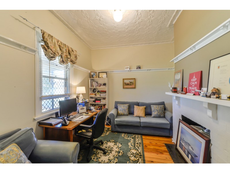 41 Carthage Street, Tamworth NSW 2340