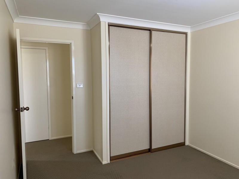 2/25 Willow Park Drive, Kootingal NSW 2352