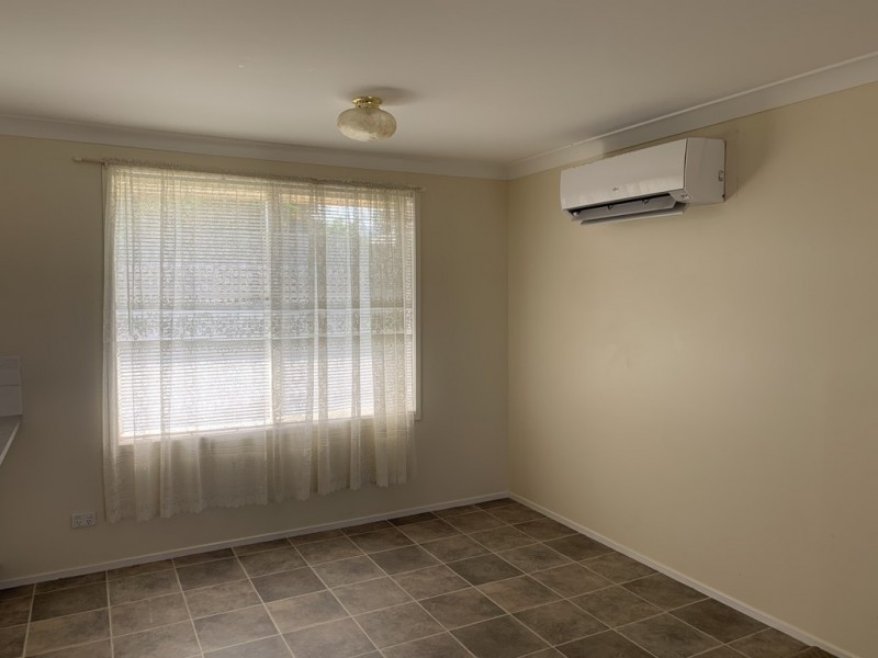 2/25 Willow Park Drive, Kootingal NSW 2352