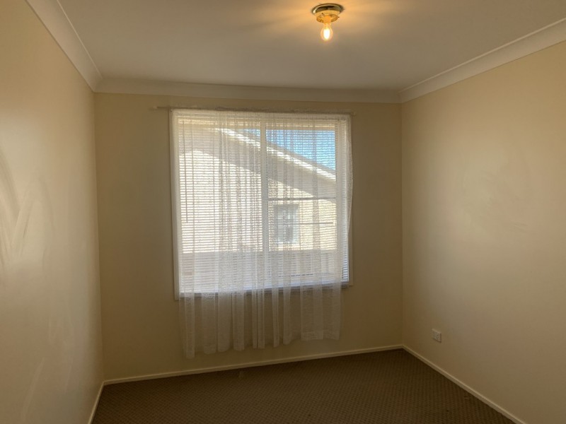 2/25 Willow Park Drive, Kootingal NSW 2352