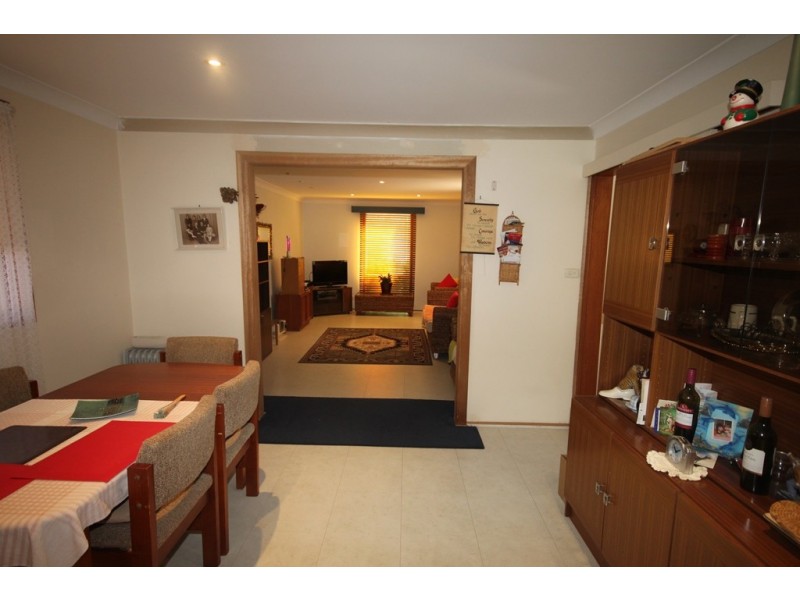 51 Minnamurra Crescent, Tamworth NSW 2340