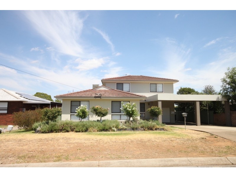 4 Kuloomba Street, Tamworth NSW 2340