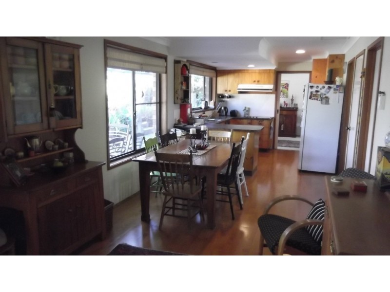 4 Cedar Close, Tamworth NSW 2340