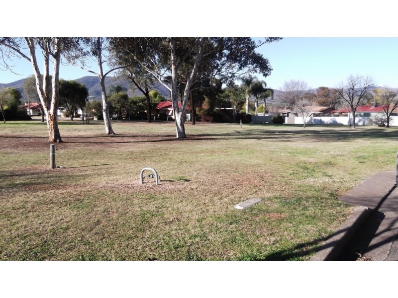 4 Cedar Close, Tamworth NSW 2340