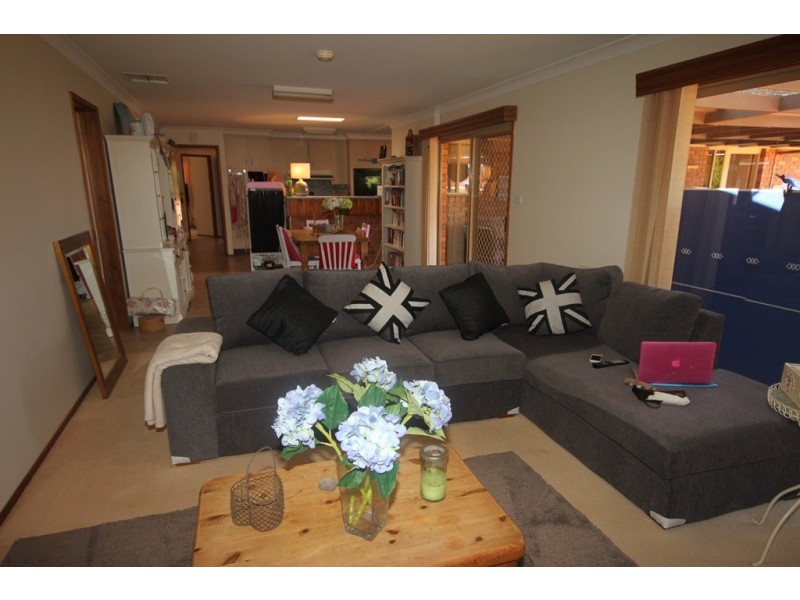 12 The Mews, Tamworth NSW 2340