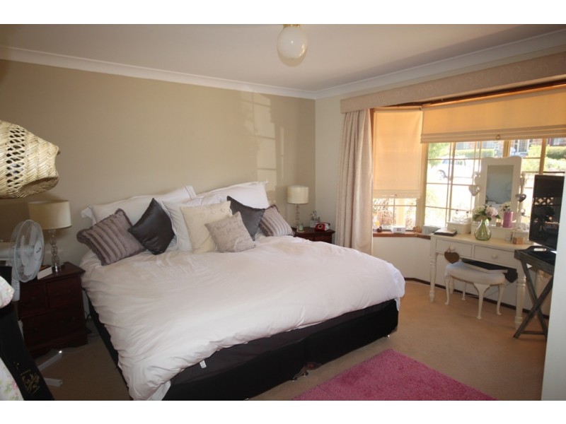 12 The Mews, Tamworth NSW 2340