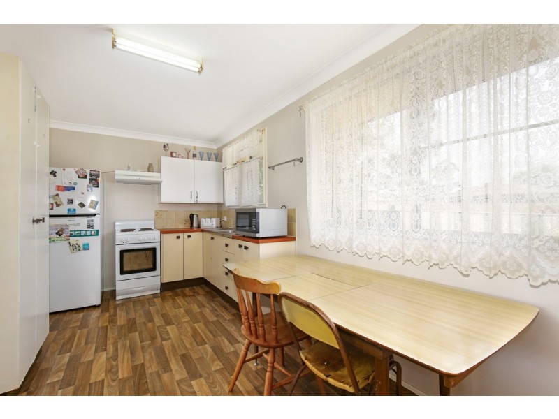 8 Frederick Place, Tamworth NSW 2340