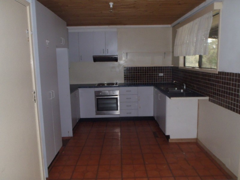 25 Nundle Road, Woolomin NSW 2340