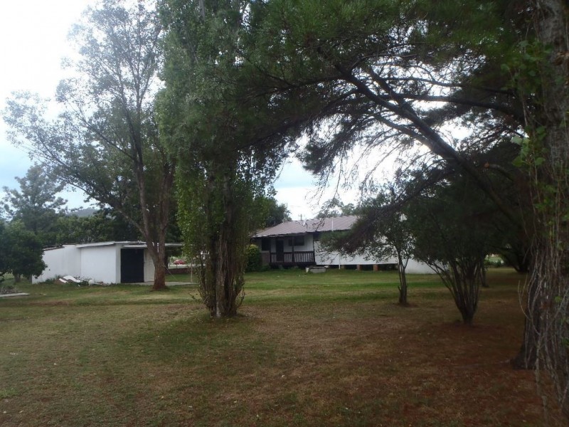 25 Nundle Road, Woolomin NSW 2340