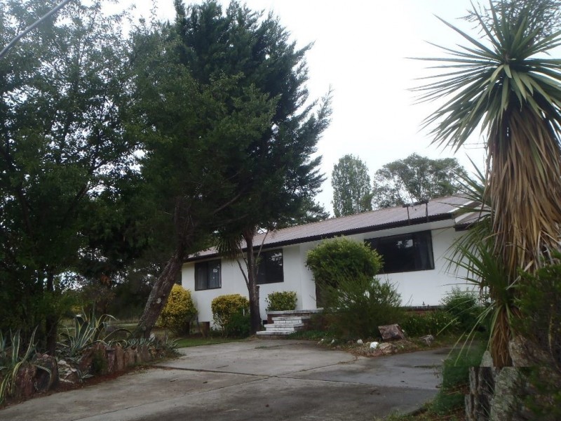 25 Nundle Road, Woolomin NSW 2340