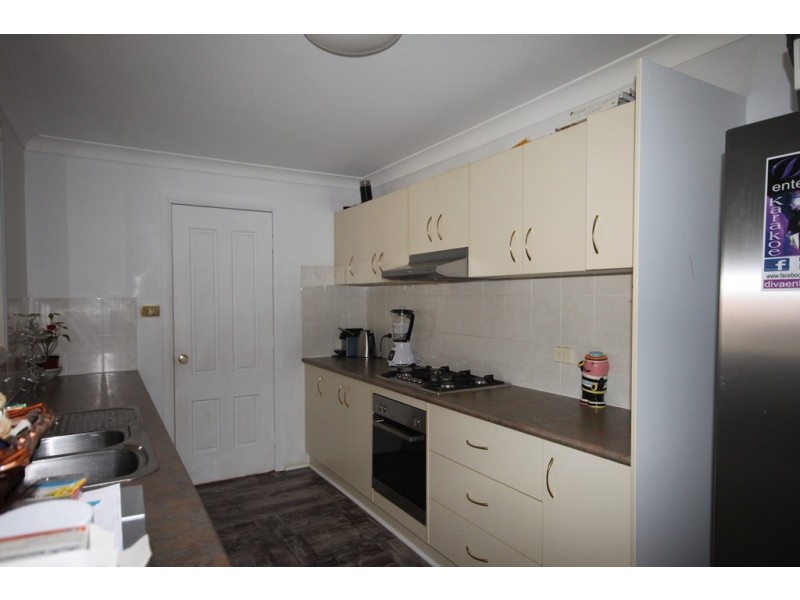 4 Burdekin Place, Westdale NSW 2340