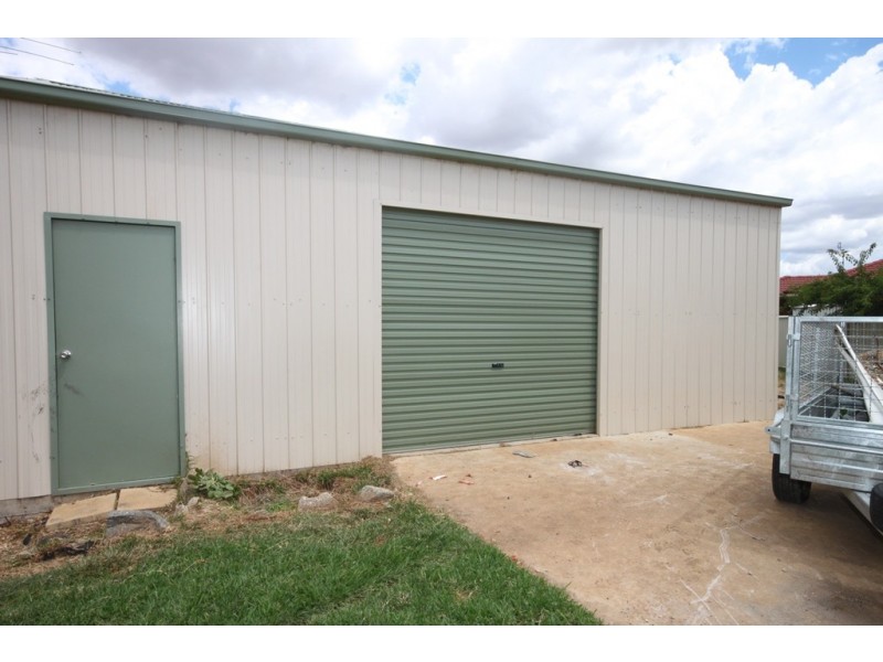 4 Burdekin Place, Westdale NSW 2340