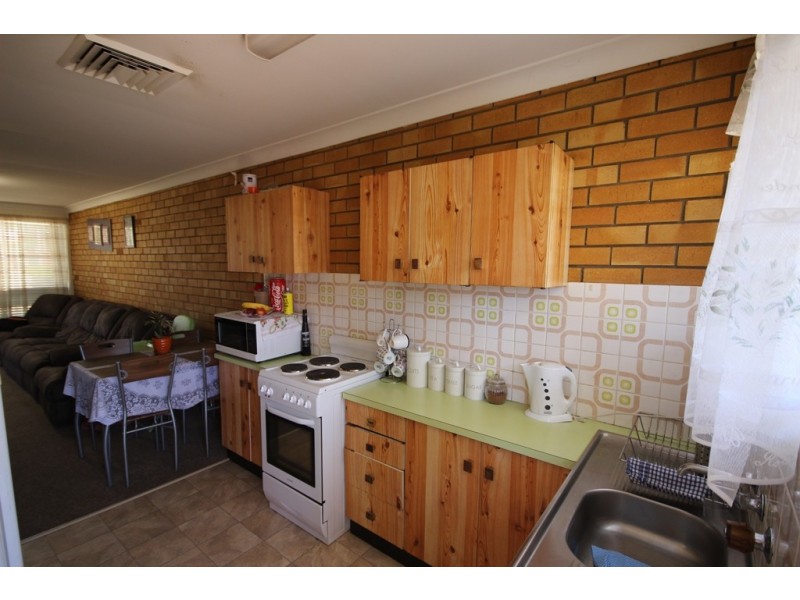 2/38 Links Avenue, Tamworth NSW 2340