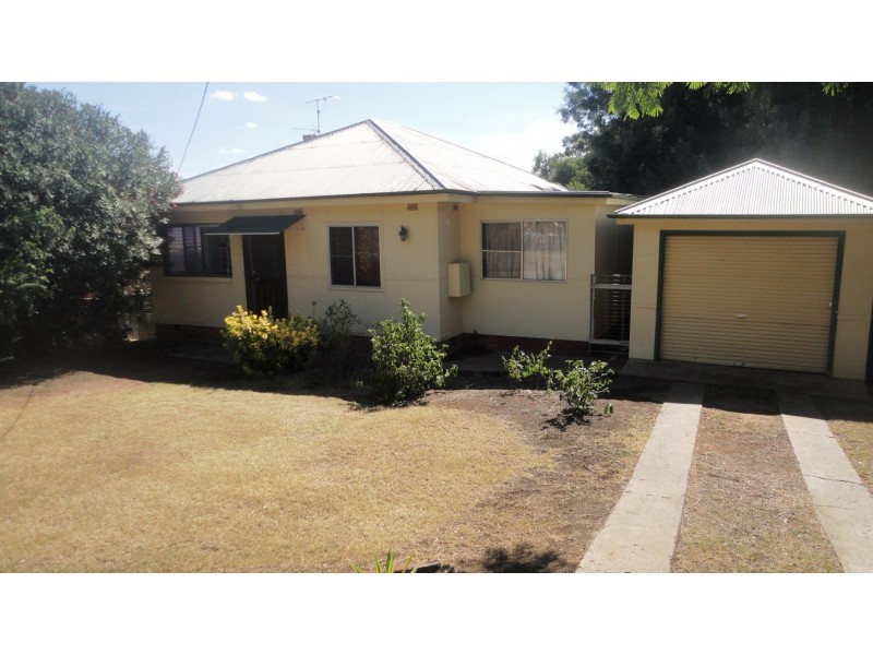 76 North Street, Tamworth NSW 2340