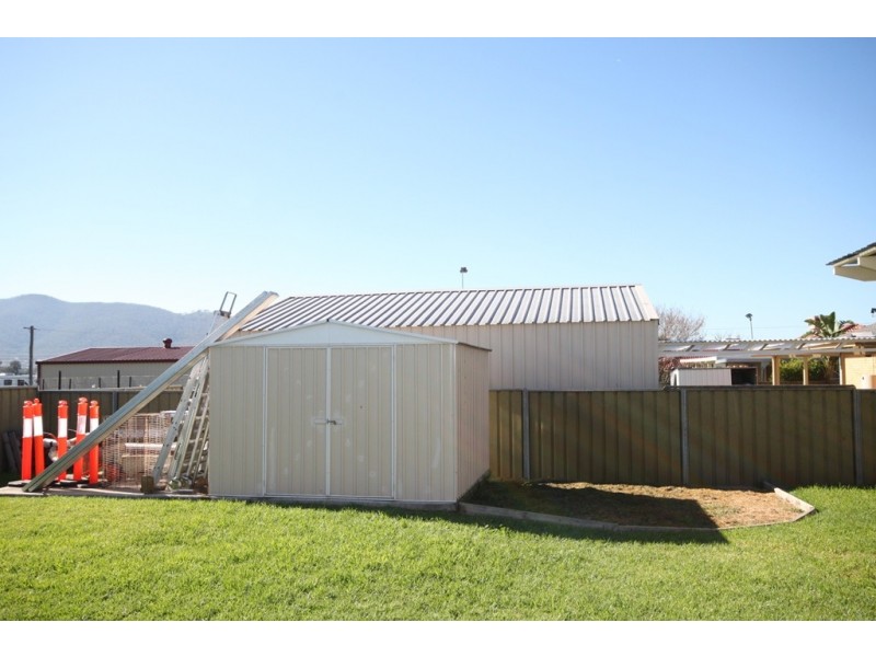 13 Kurrawan Street, Tamworth NSW 2340