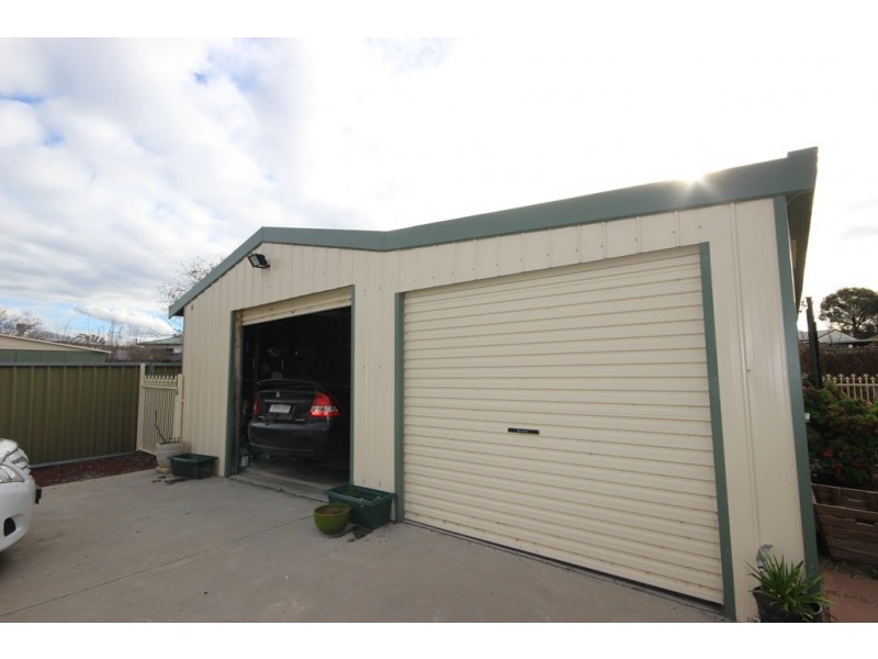 14 Baird Crescent, Tamworth NSW 2340