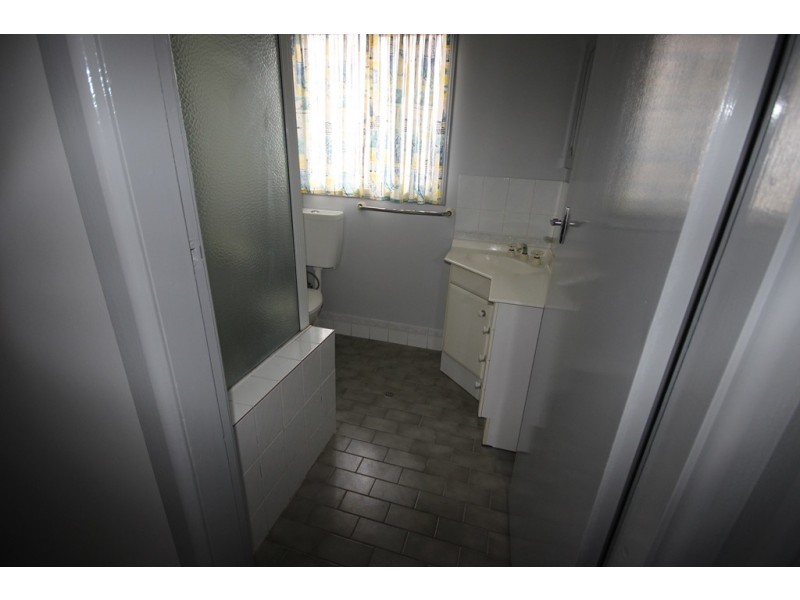 55 Manilla Road, Tamworth NSW 2340