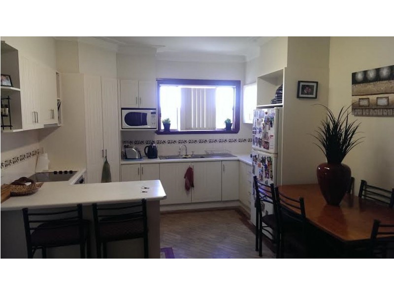 17 Park Street, Tamworth NSW 2340