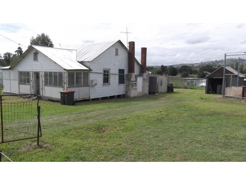 12 Queen Street, Barraba NSW 2347